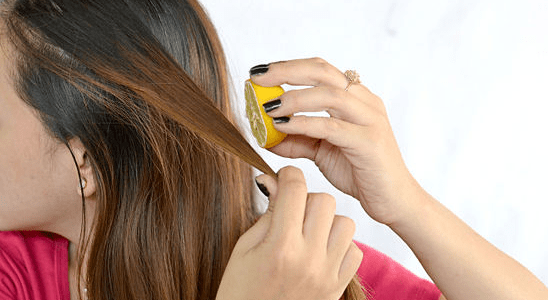  Estudo da USP conclui que produtos usados em escovas progressivas podem danificar cabelos