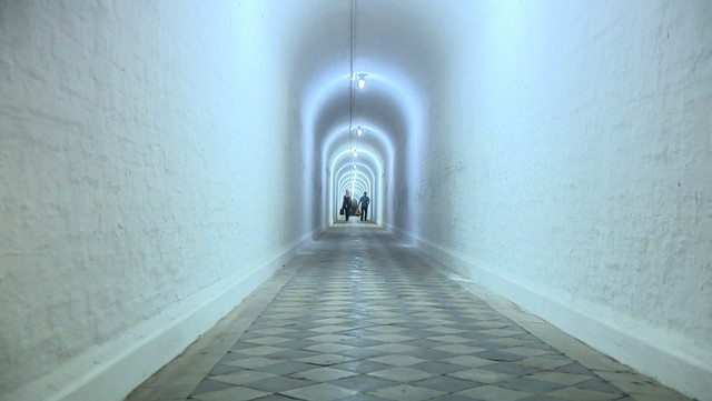  Depois de 1 ano e 7 meses, túnel de pedestres da Vila Industrial é reaberto pela Prefeitura