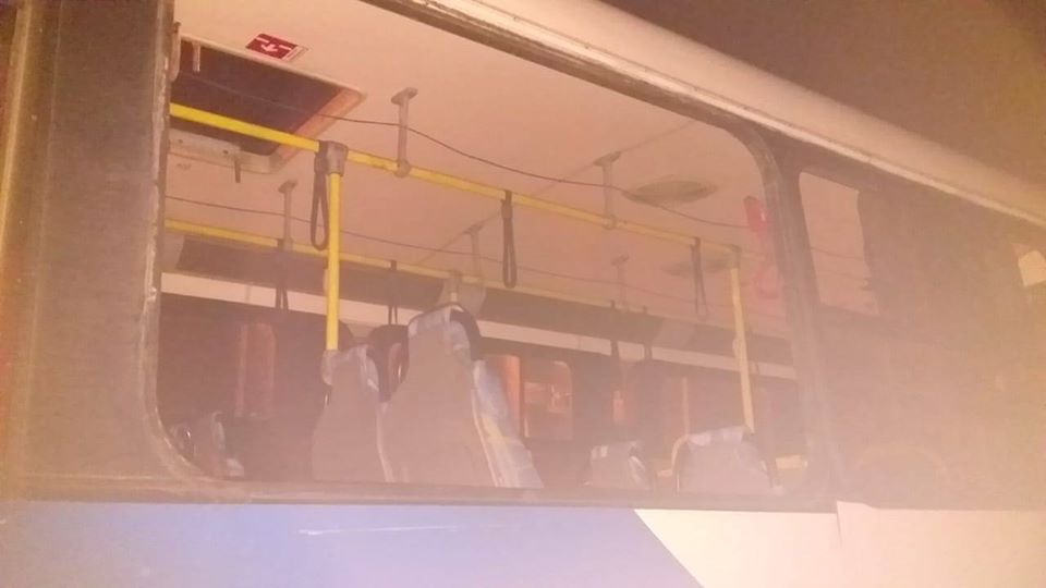  Três ônibus da VB Transportes são vandalizados na região do Ouro Verde em Campinas