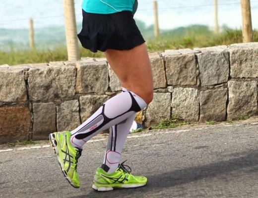  Uso das meias esportivas de compressão melhoram a performance do exercício físico