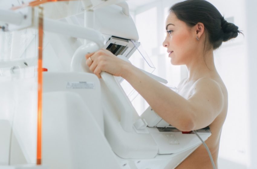 Afinal, a mamografia deve ser realizada aos 40 ou 50 anos?