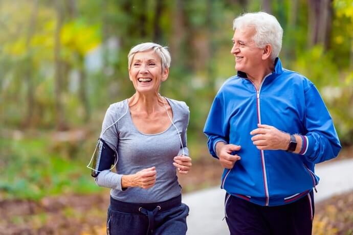  Combinar Cálcio e Vitamina D é fundamental para o fortalecimento da saúde óssea do público 60+