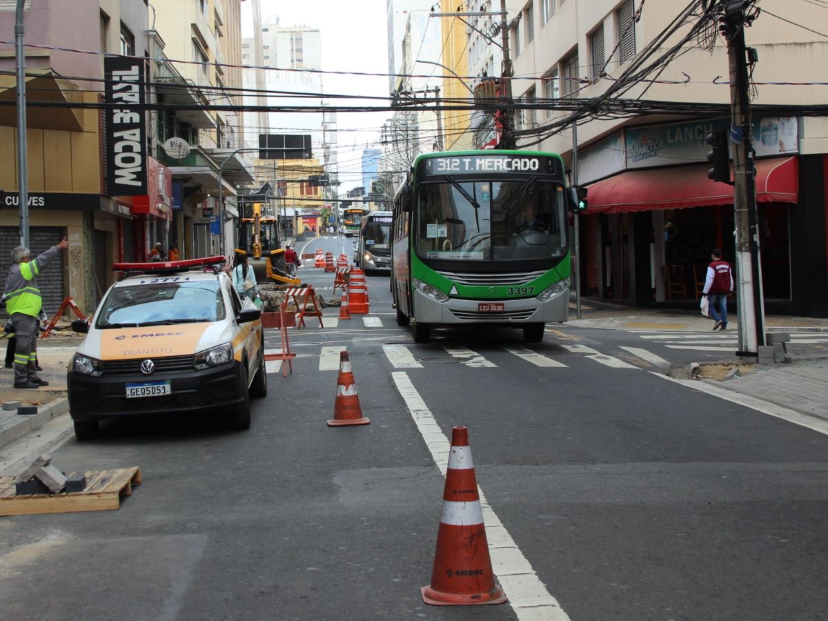 Seis linhas de ônibus mudam itinerário no Centro a partir de 1º/08; Veja as alterações