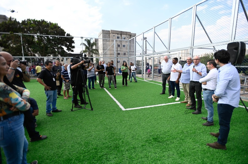 Prefeito entrega urbanização de arena no Jardim do Lago Continuação em Campinas