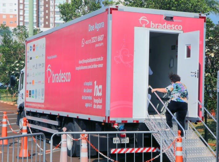 Ainda há vagas em aberto para exames de mamografia nas carretas do Hospital de Amor em Campinas