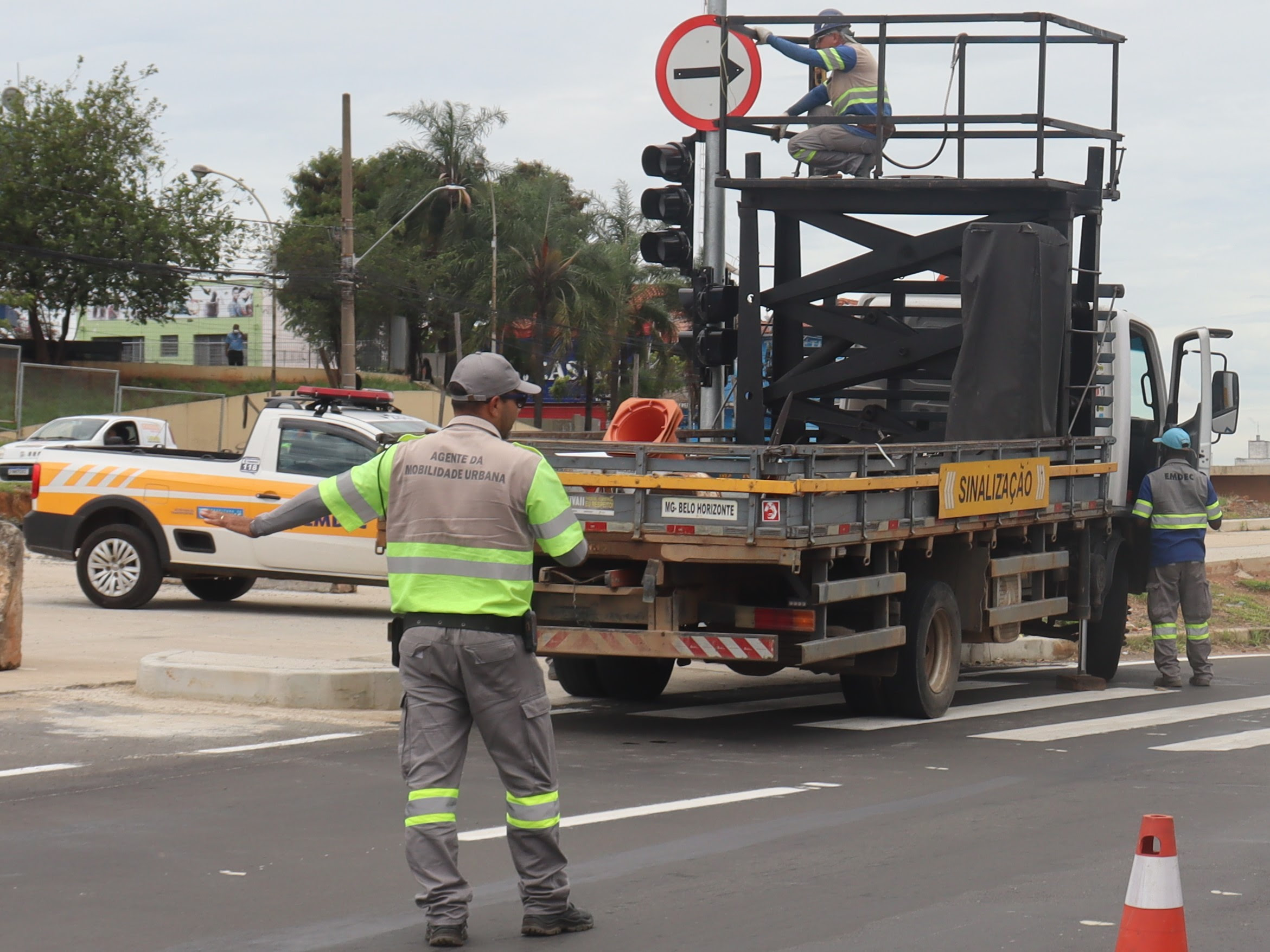 Avenida na Vila Palmeiras em Campinas ganha sentido único de circulação