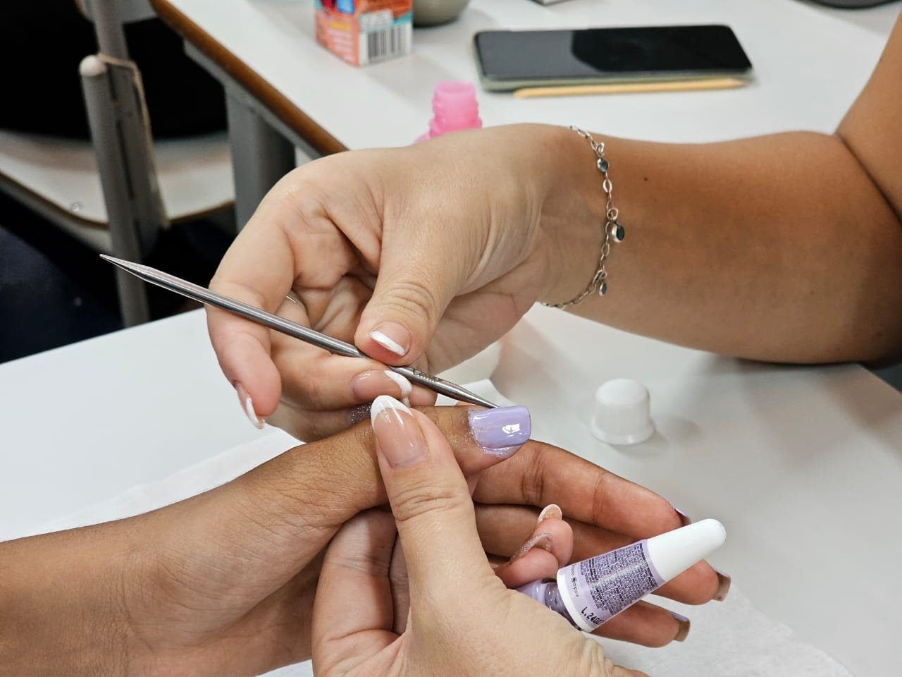 Ceprocamp abre inscrições para curso básico de manicure e pedicure