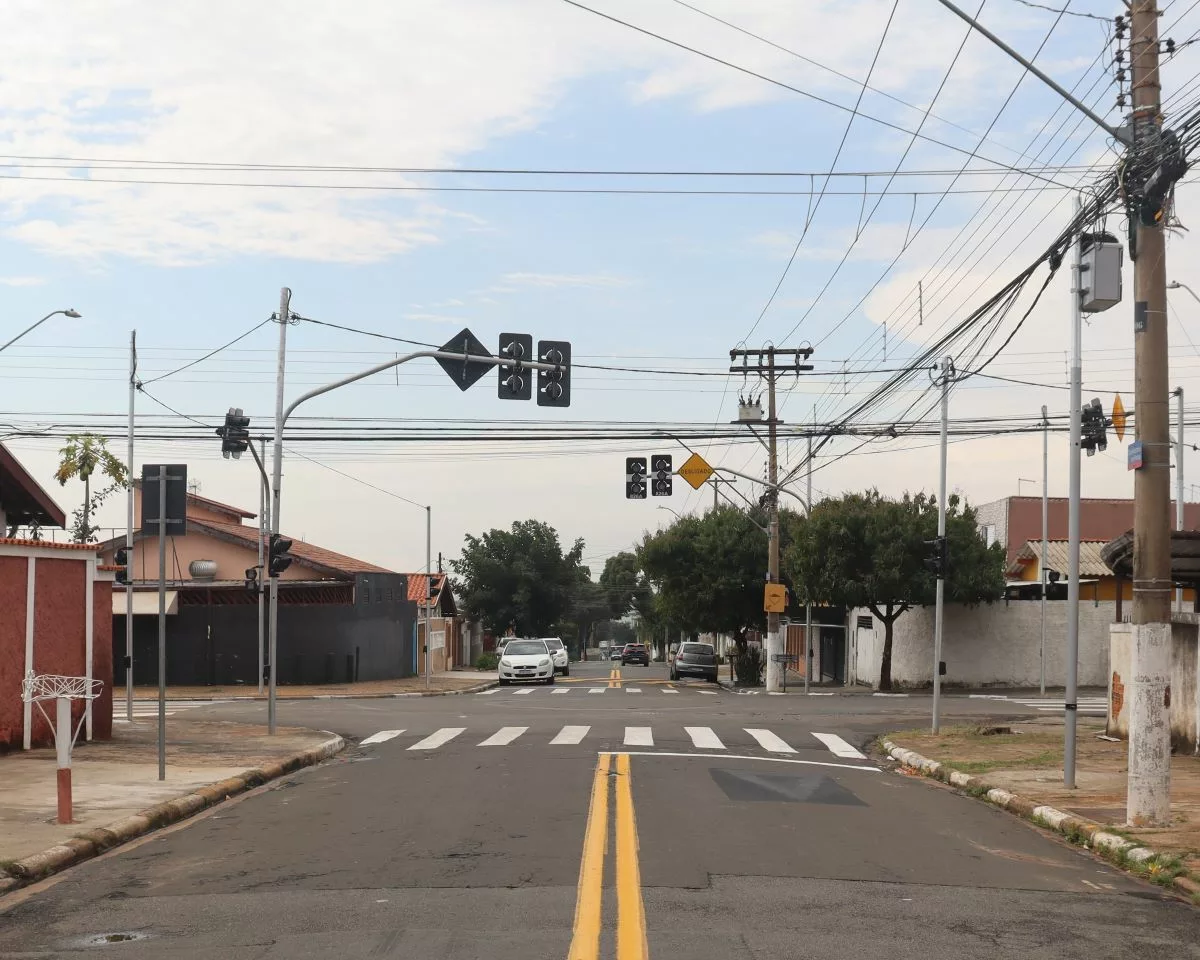 Mais um conjunto de semáforos é instalado em Campinas