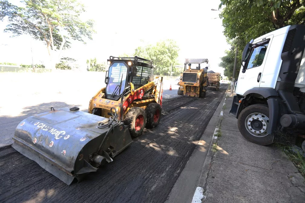 Alça de acesso da Joaquim Vilac para Avenida Lix da Cunha é bloqueada em Campinas