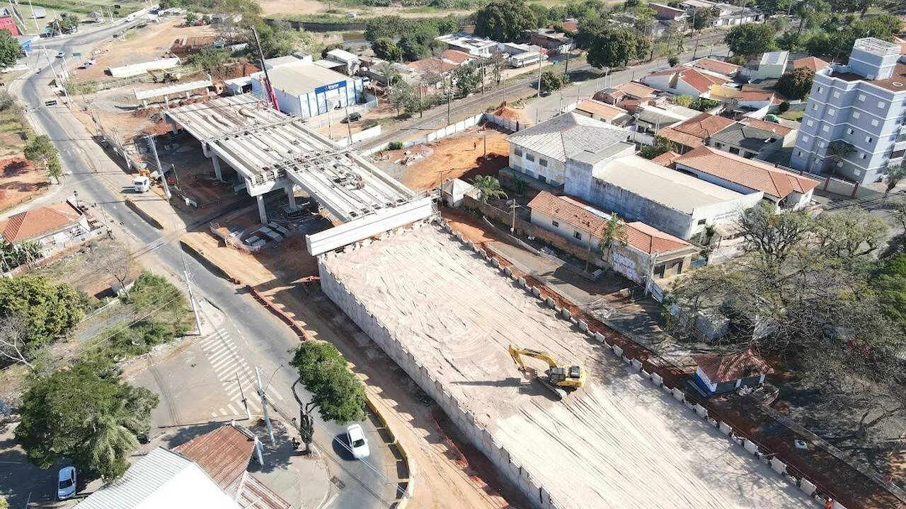 Obras da nova ponte sobre linha do trem em Hortolândia entra em fase decisiva
