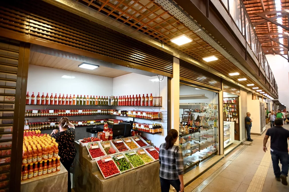 Com 14 meses de atraso, Mercado Municipal de Campinas é reaberto ao público
