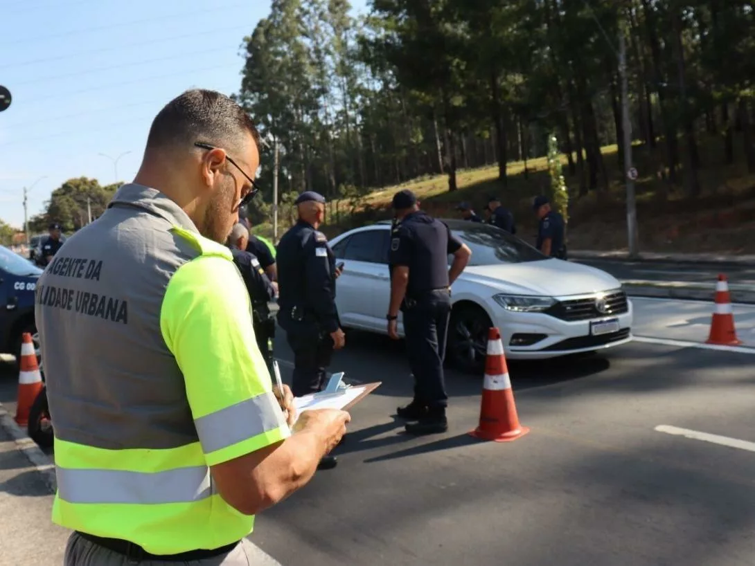 Maior parte das infrações de trânsito em Campinas são cometidas por motociclistas