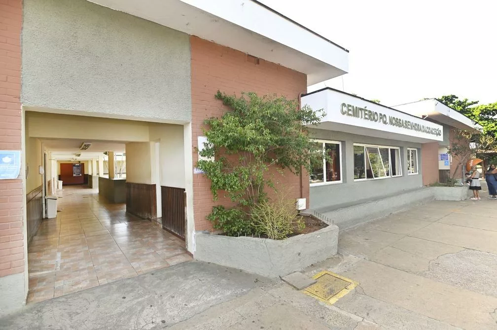 Parentes de sepultados em cemitério de Campinas recebem contatos de golpistas; Veja como se proteger