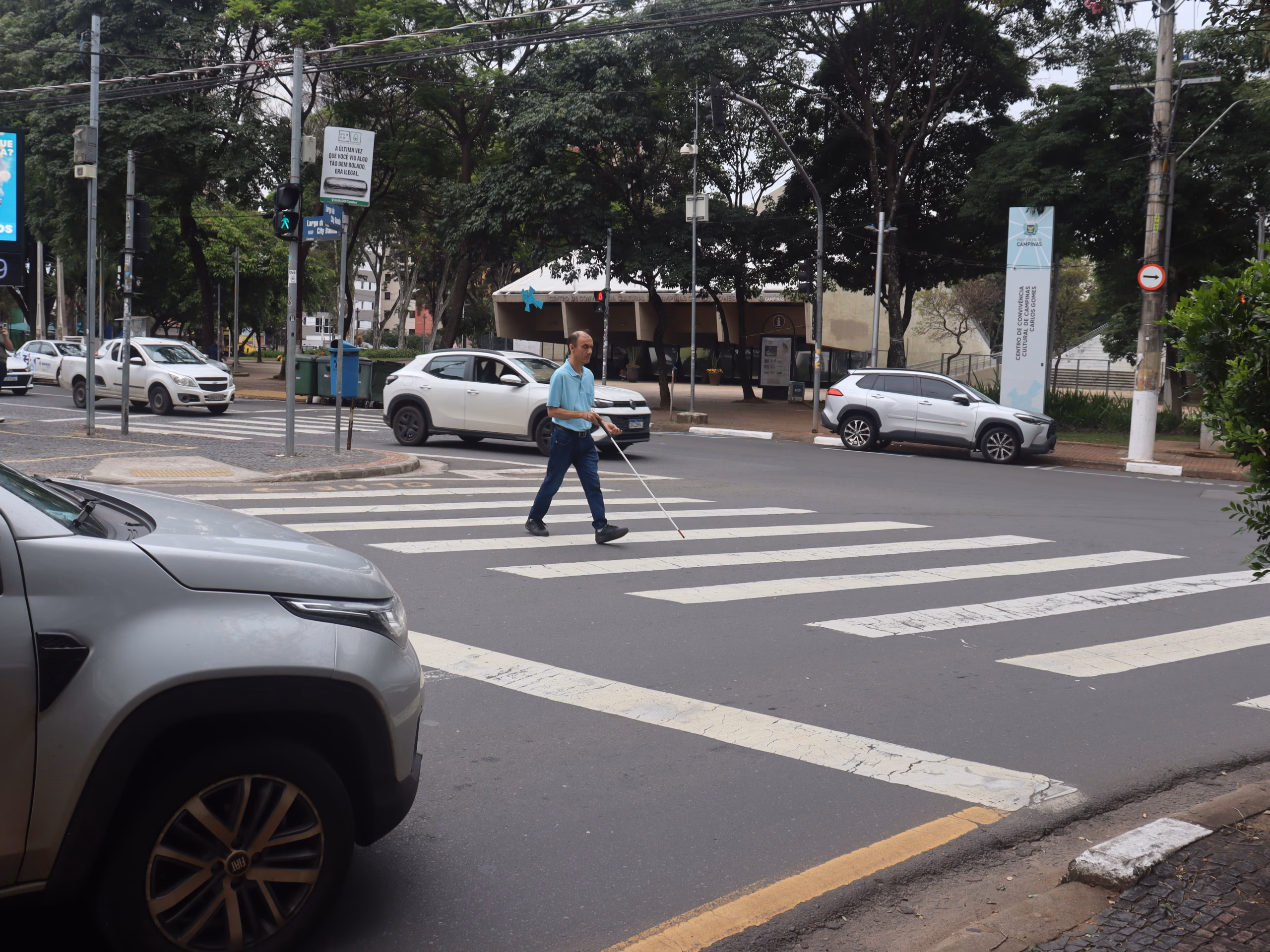 Campinas expande rede de semáforos sonoros para pessoas com deficiência visual com tecnologia pioneira